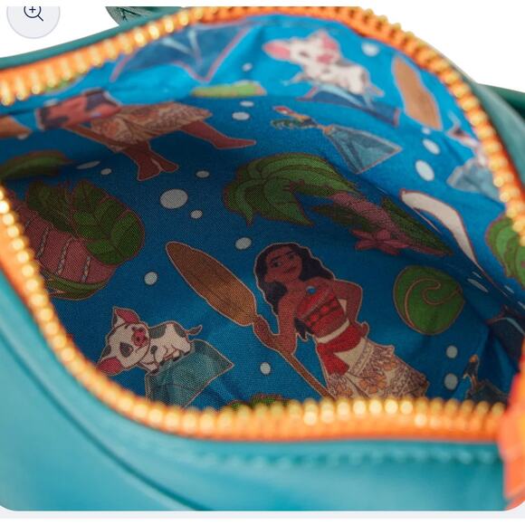 Loungefly DISNEY MOANA HEI HEI CROSSBODY BAG NEW - Picture 4 of 4
